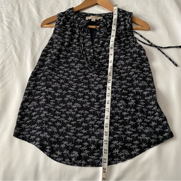 Loft Petite Whimsical Print Sleeveless Top - Picture 4 of 9